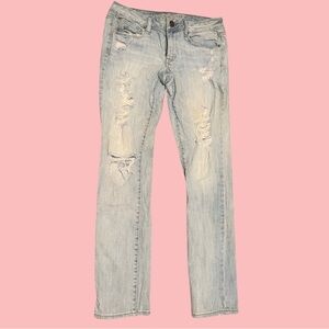6R Skinny Distressed Light-wash Jeans